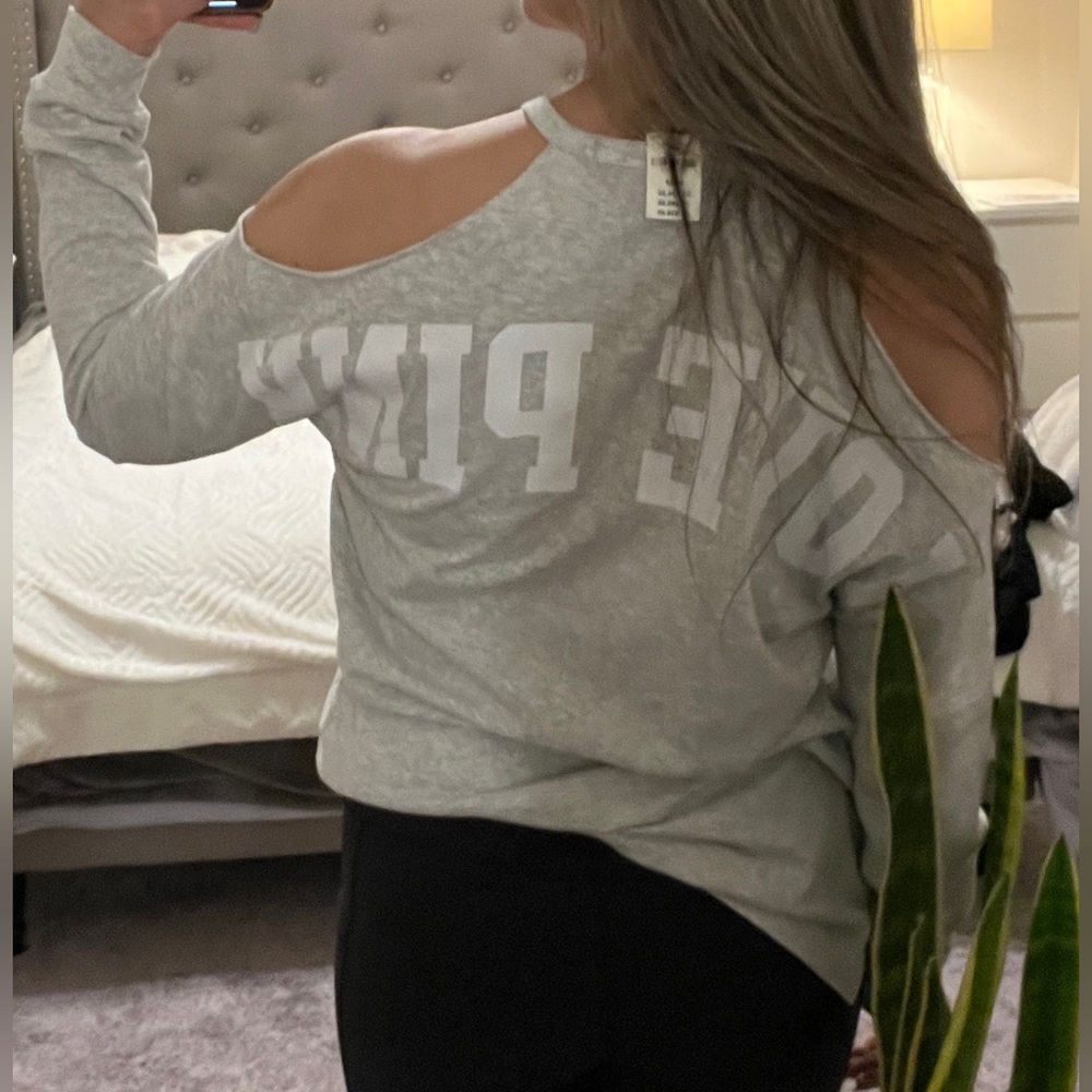 Shirt - Picture 3 of 9